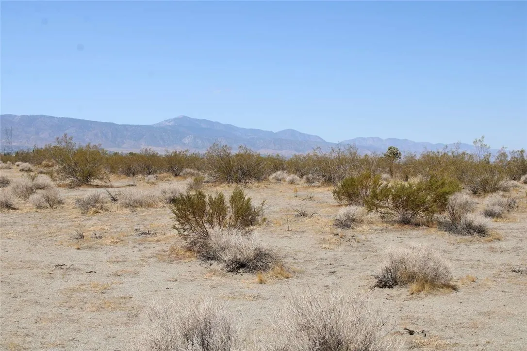 Additional image 33 of 14999 Mojave Drive, Phelan, CA 92371