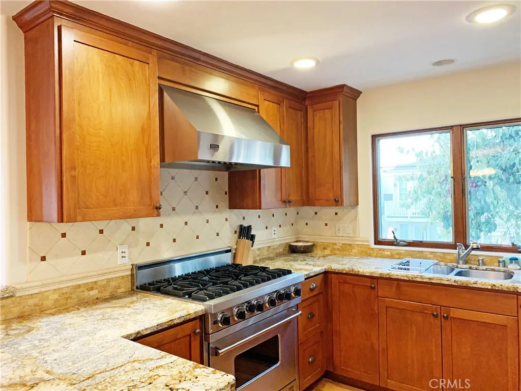 Additional image 10 of 601 Poinsettia, Corona Del Mar, CA 92625