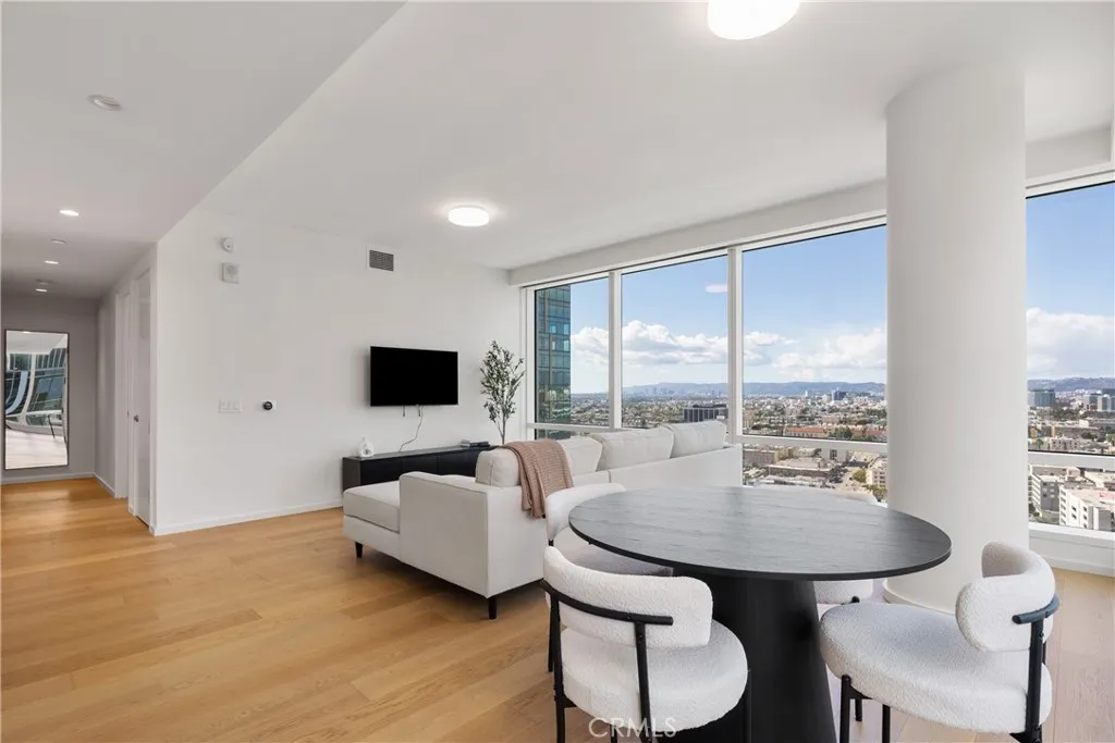 Additional image 5 of 877 Francisco Street Unit 2402, Los Angeles, CA 90017