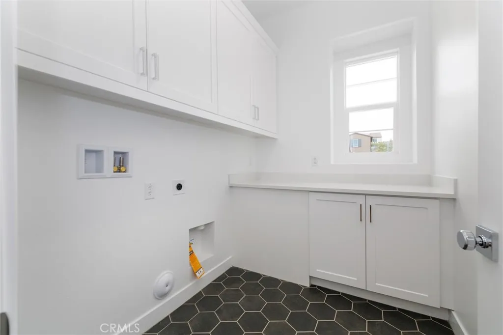 Additional image 43 of 24510 Via La Sombrilla, Valencia, CA 91354