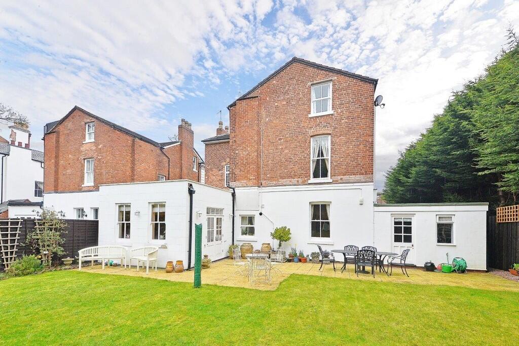 房产图片 37 - 埃奇巴斯顿，克拉伦登路