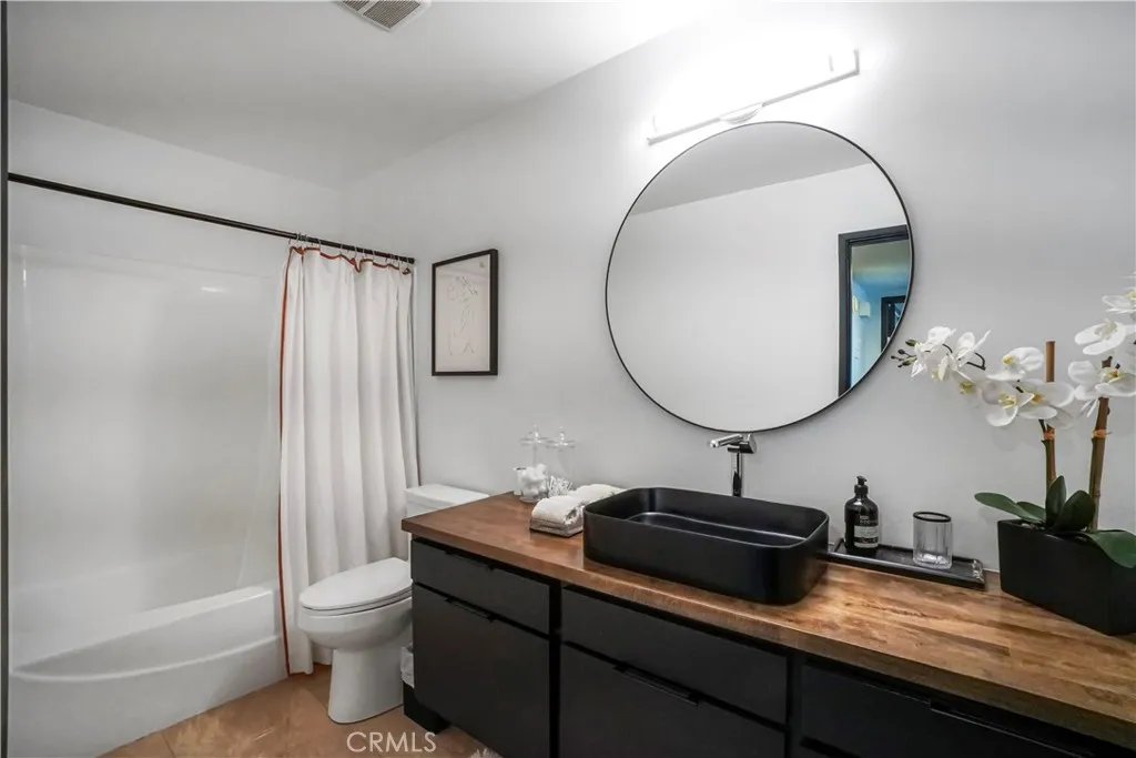 Additional image 13 of 22041 Costanso Street Unit 104, Woodland Hills, CA 91364