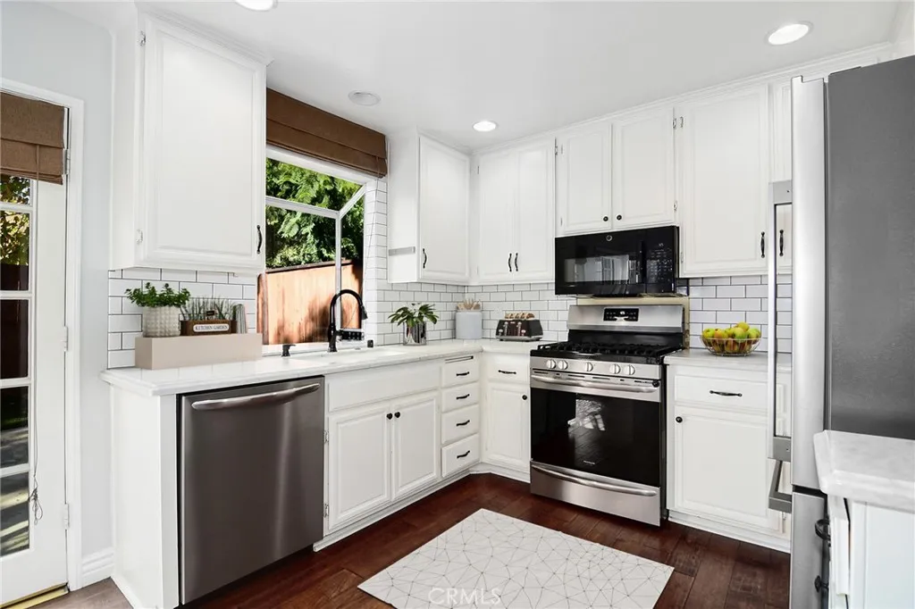 Additional image 12 of 4325 Oak Glen St, Calabasas, CA 91302