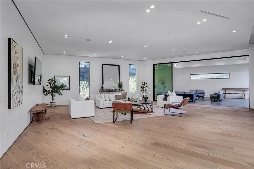 Additional image 51 of 19333 Rosita Street, Tarzana, CA 91356