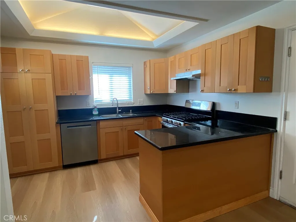 Additional image 3 of 2517 S Douglas St, Santa Ana, CA 92704