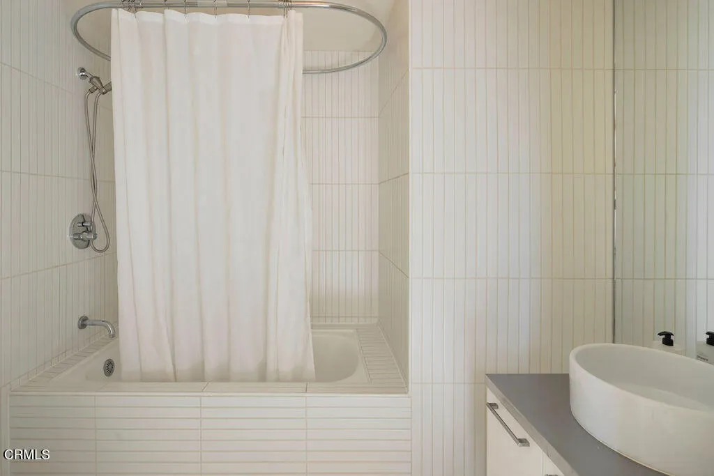 Additional image 39 of 6253 Hollywood Boulevard Unit 701, Los Angeles, CA 90028