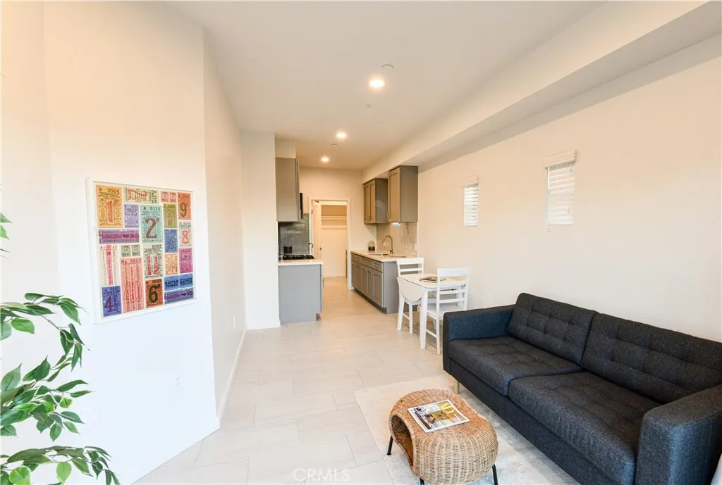 Additional image 9 of 15828 S Villas Lane Unit 2, Gardena, CA 90247