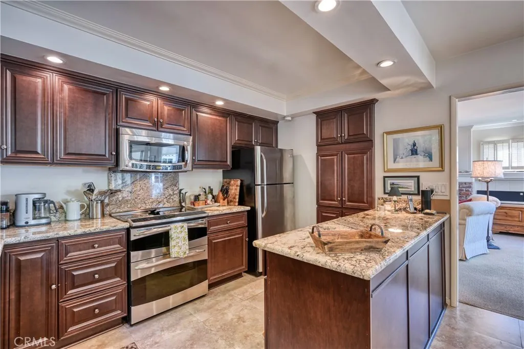 Additional image 28 of 149 Via Waziers, Newport Beach, CA 92663