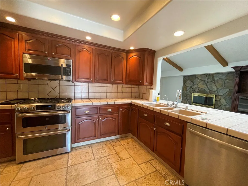 Additional image 22 of 27 Canyon Rim Road, Pomona, CA 91766