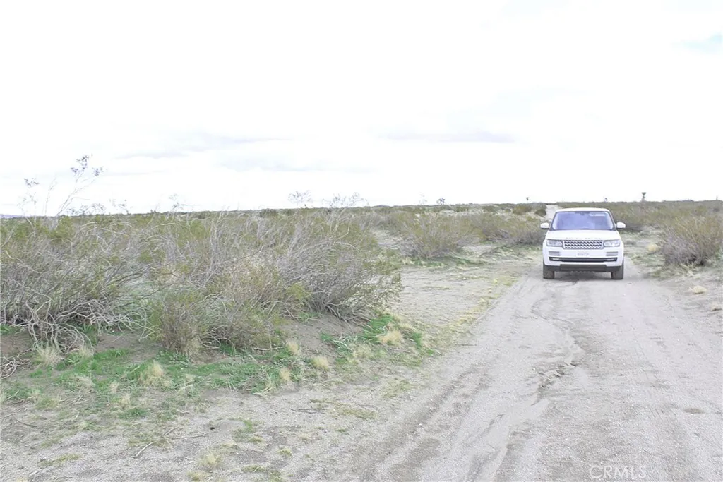 Additional image 7 of 11 Holly Street, Phelan, CA 92371