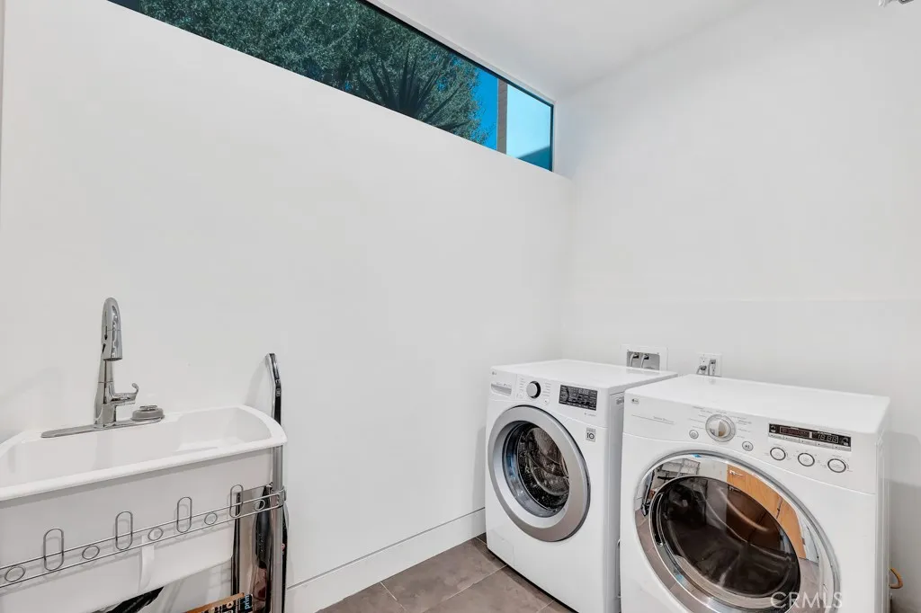 Additional image 47 of 16518 Moorpark Street, Encino, CA 91436