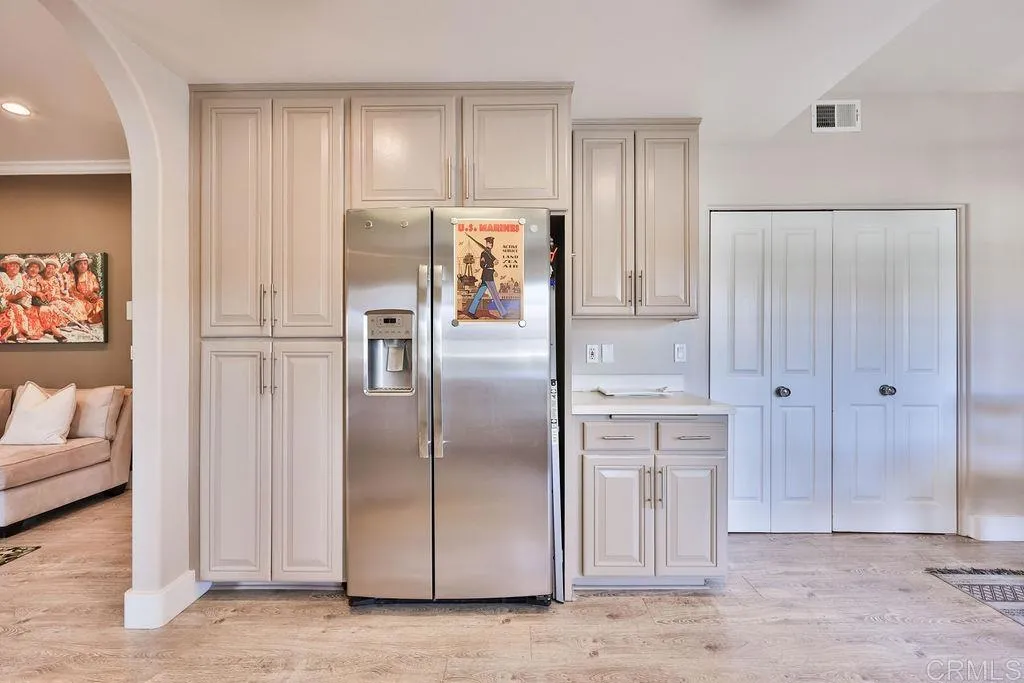 Additional image 96 of 229 Orange Ave Unit 3, Coronado, CA 92118