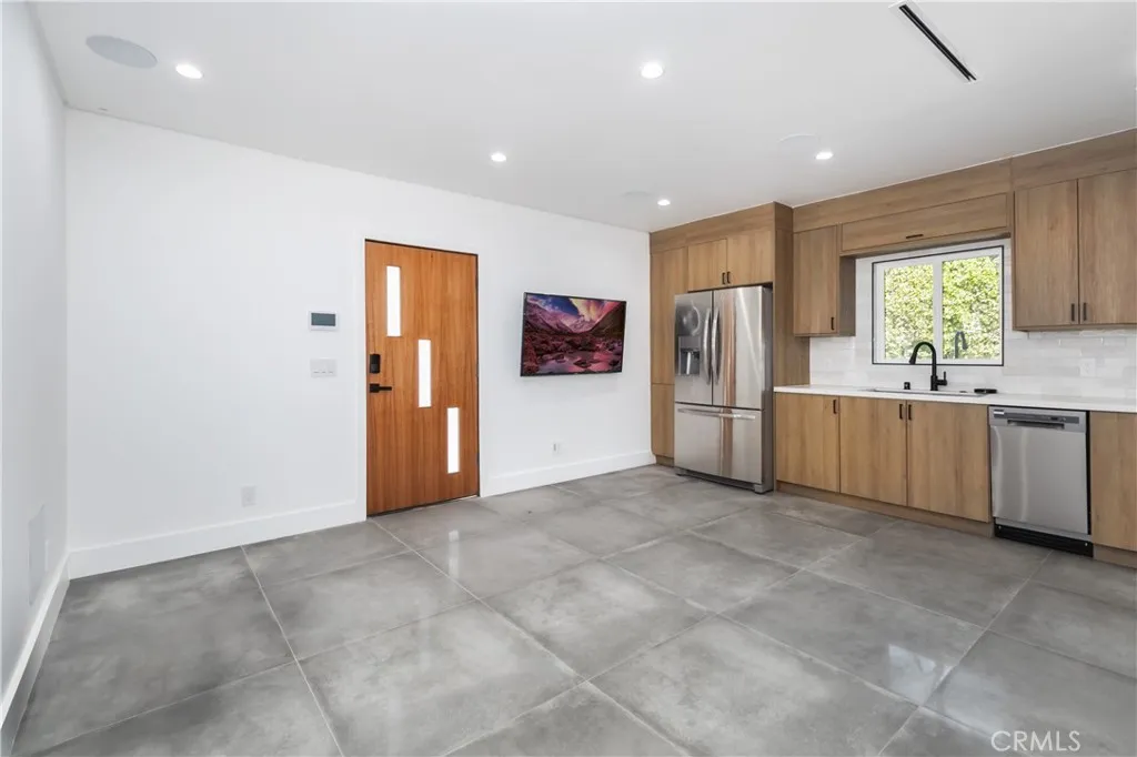 Additional image 38 of 6230 Beeman Avenue, North Hollywood, CA 91606