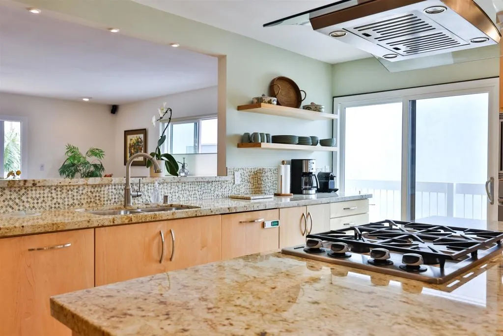 Additional image 10 of 1524 Ynez Pl, Coronado, CA 92118