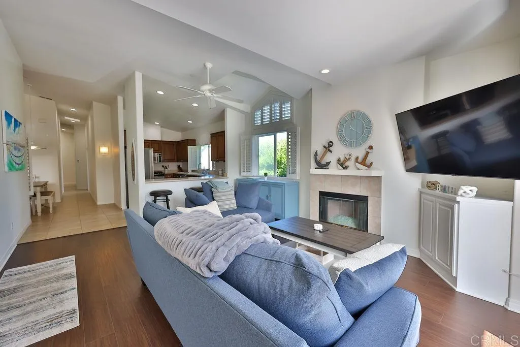 Additional image 73 of 828 D Avenue, Coronado, CA 92118