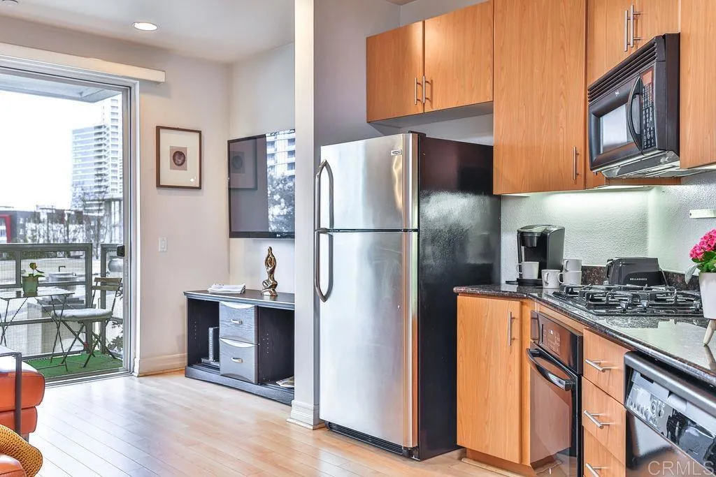 Additional image 46 of 1225 Island, San Diego, CA 92101