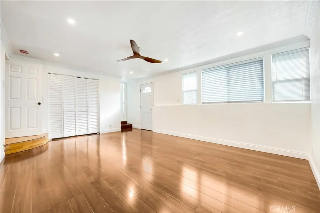 Additional image 43 of 750 W 118th St, Los Angeles, CA 90044