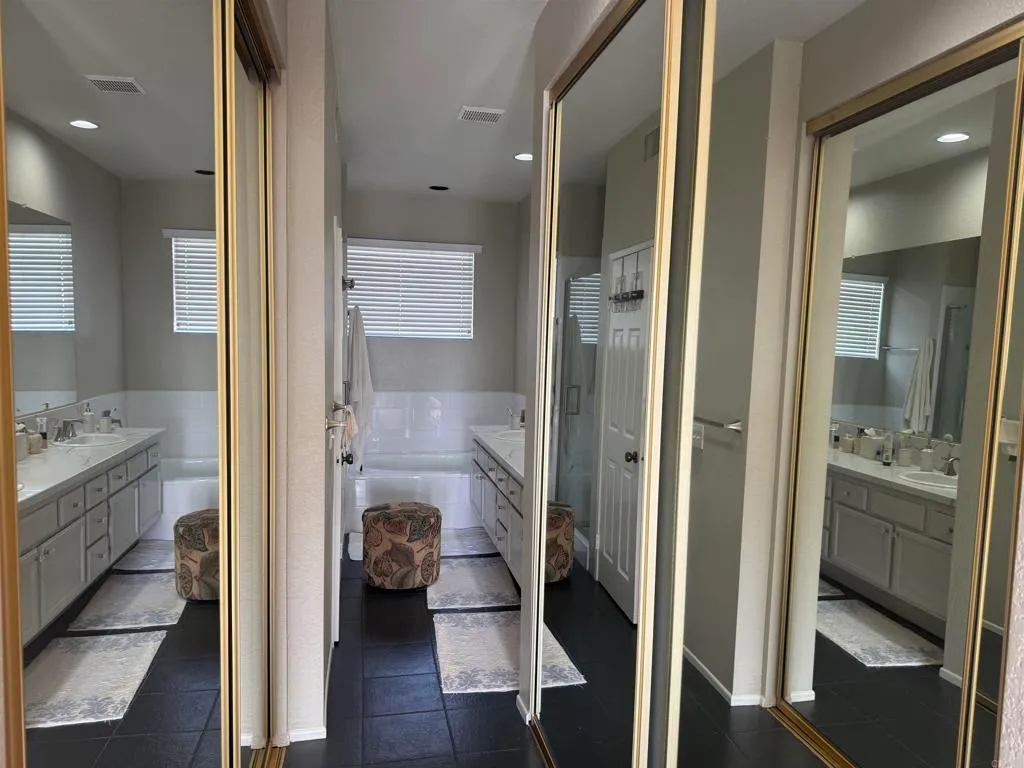 Additional image 38 of 4337 Nobel Drive Unit 101, San Diego, CA 92122