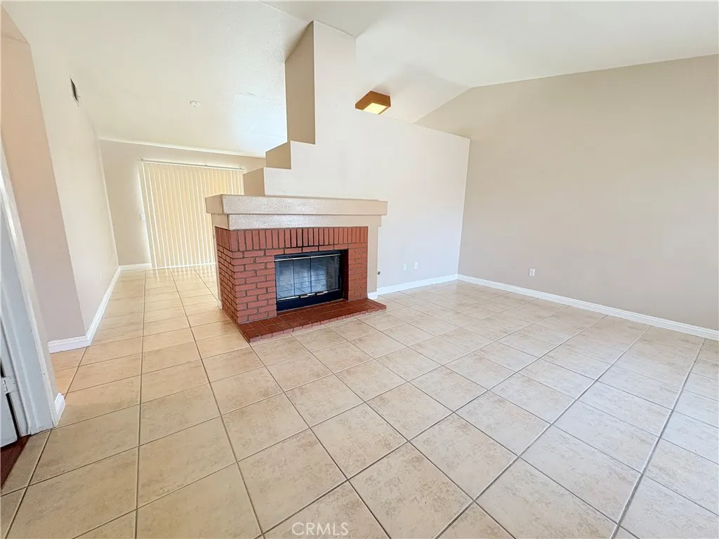 Additional image 7 of 13268 Princeton Dr, Victorville, CA 92392