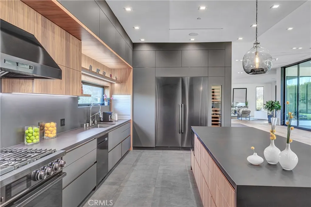 Additional image 61 of 19333 Rosita Street, Tarzana, CA 91356