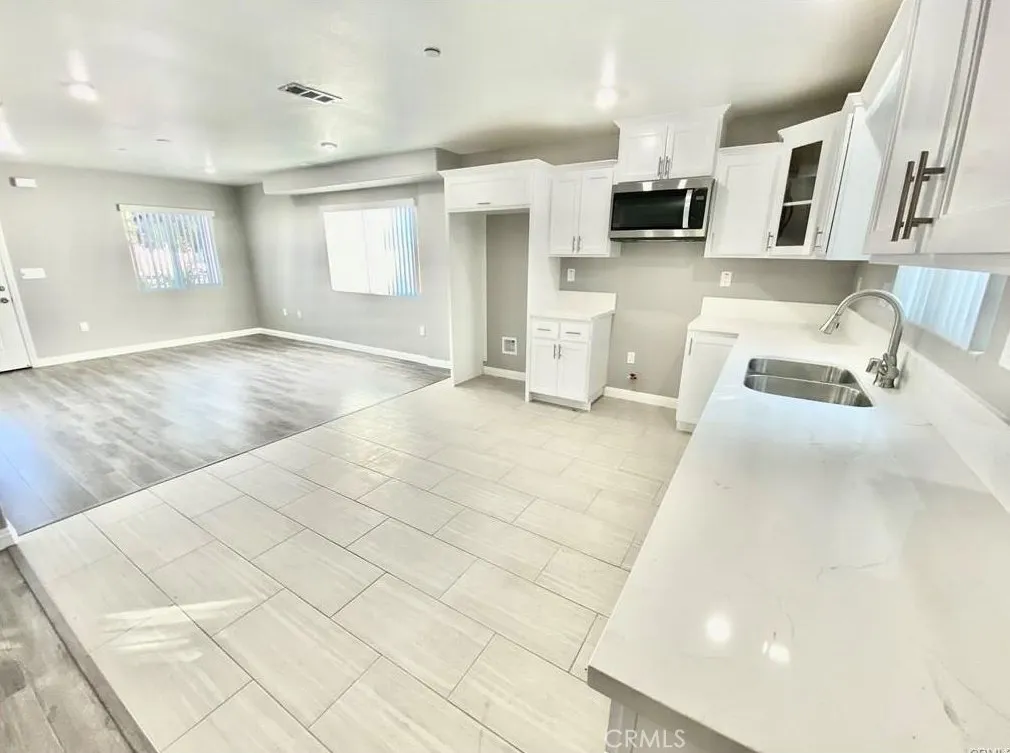 Additional image 15 of 10617 S Broadway, Los Angeles, CA 90003