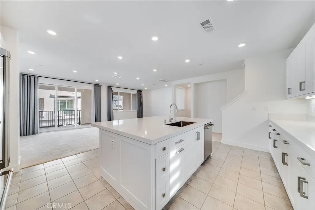 Additional image 17 of 241 Culture, Irvine, CA 92618