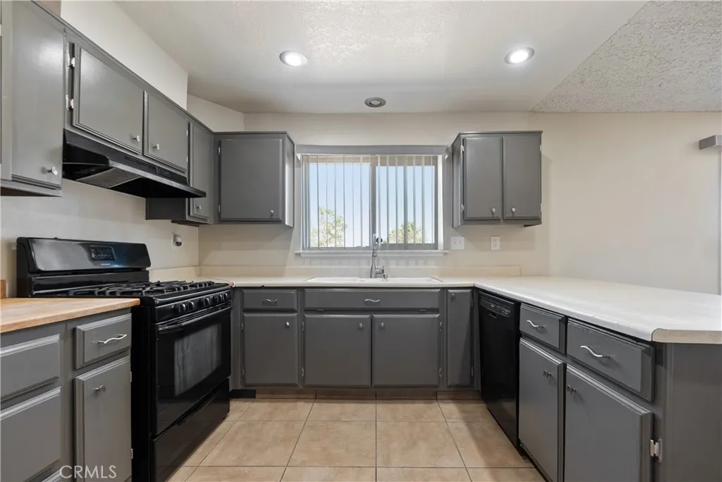 Additional image 10 of 18742 Vine Street, Hesperia, CA 92345