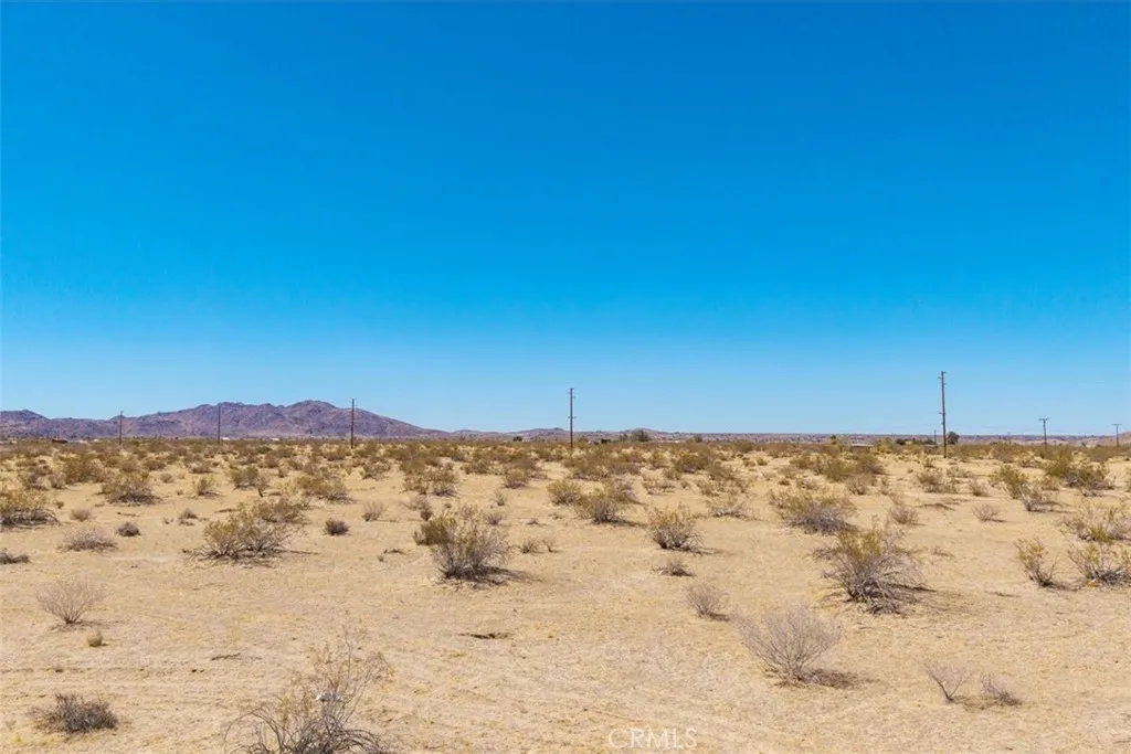 Additional image 17 of 5888 La Ferney Avenue, Joshua Tree, CA 92252