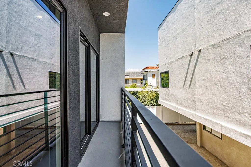 Additional image 19 of 1859 Crenshaw Boulevard, Los Angeles, CA 90019