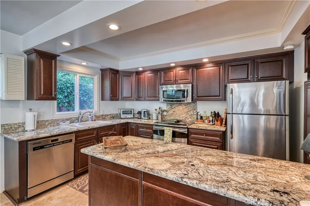 Additional image 9 of 149 Via Waziers, Newport Beach, CA 92663