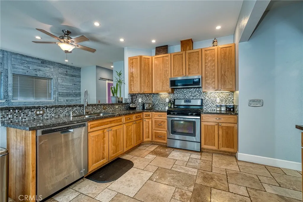 Additional image 6 of 19220 Deer Hill Road, Hidden Valley Lake, CA 95467