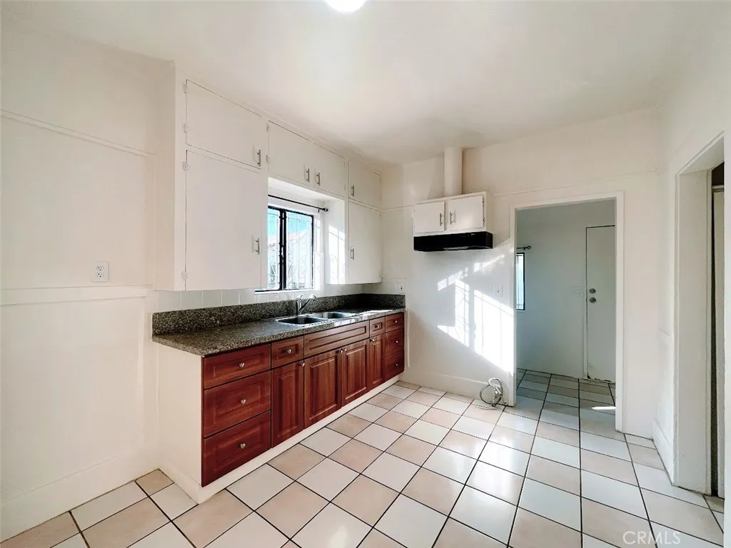 Additional image 4 of 1343 Walnut Avenue, Long Beach, CA 90813