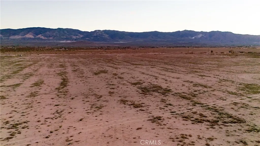 Additional image 16 of 793 Locust Avenue, Lucerne Valley, CA 92356