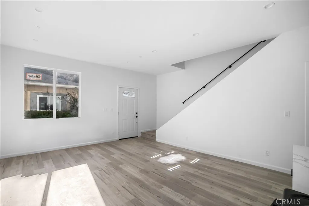 Additional image 4 of 20536 Enadia Way, Winnetka, CA 91306