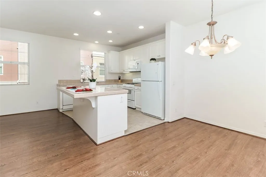 Additional image 15 of 754 W 1st Street, Claremont, CA 91711