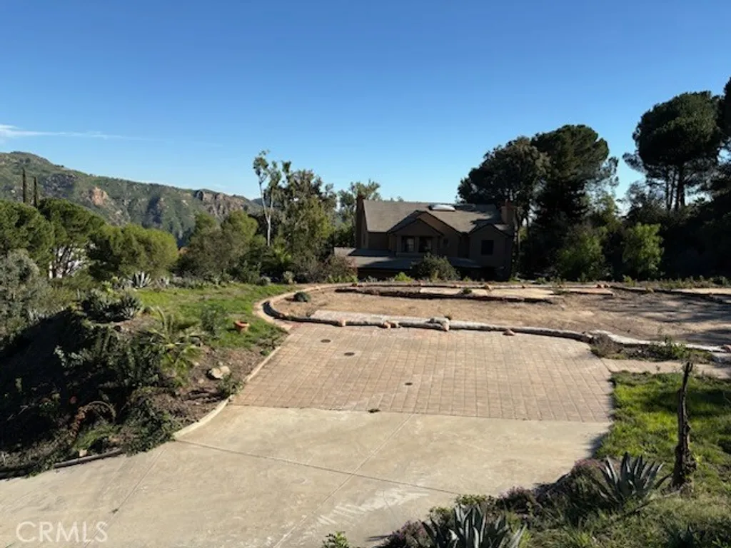 Additional image 12 of 23422 W Copacabana St, Malibu, CA 90265