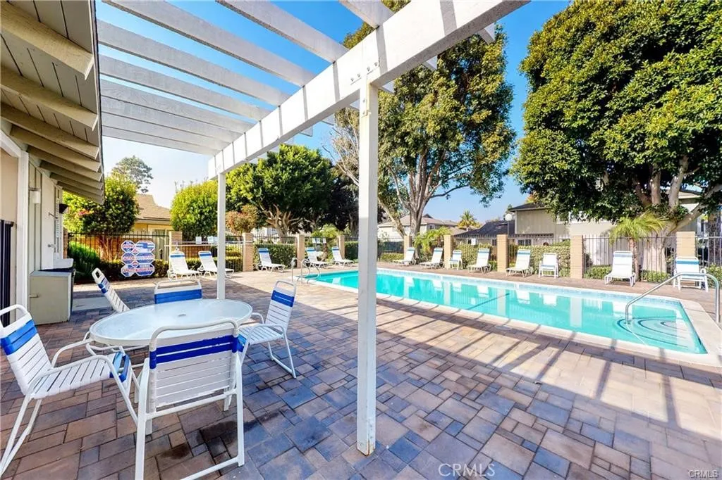 Property image for 4612 Via Vista Circle Unit 5, Huntington Beach, CA 92649