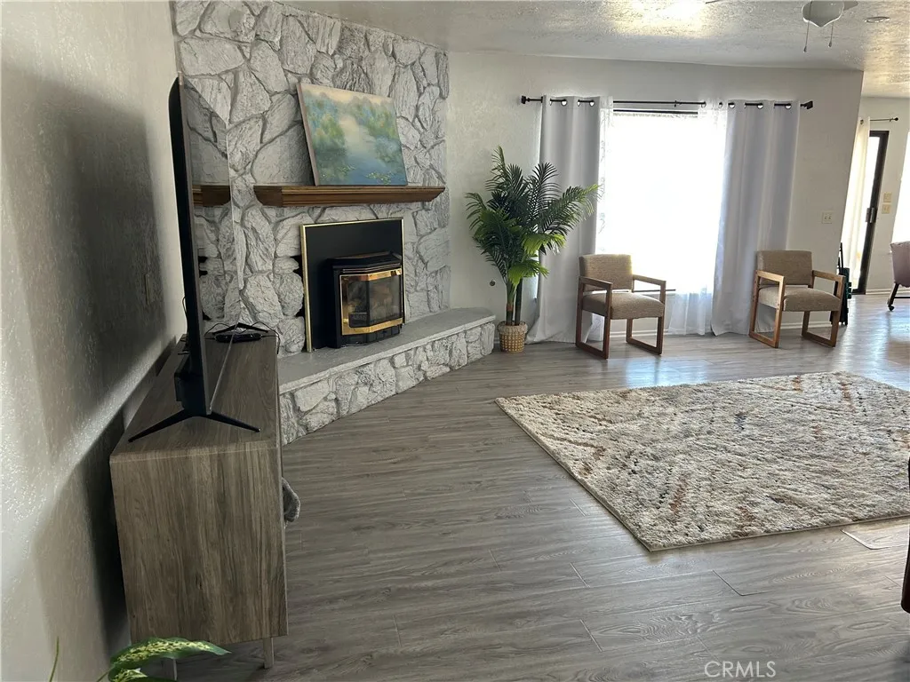 Additional image 14 of 13915 Spring Valley Pkwy, Victorville, CA 92395