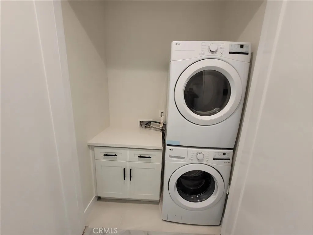 Additional image 6 of 19453 Strathern Street, Reseda, CA 91335