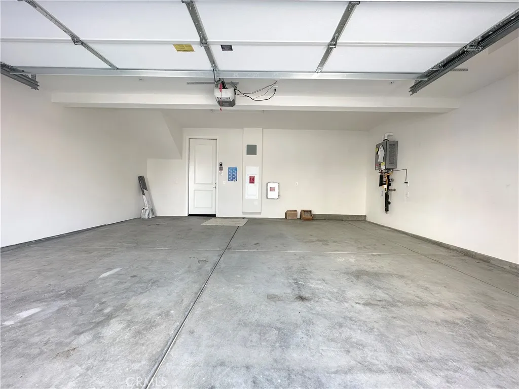 Additional image 79 of 322 Tank, Irvine, CA 92618