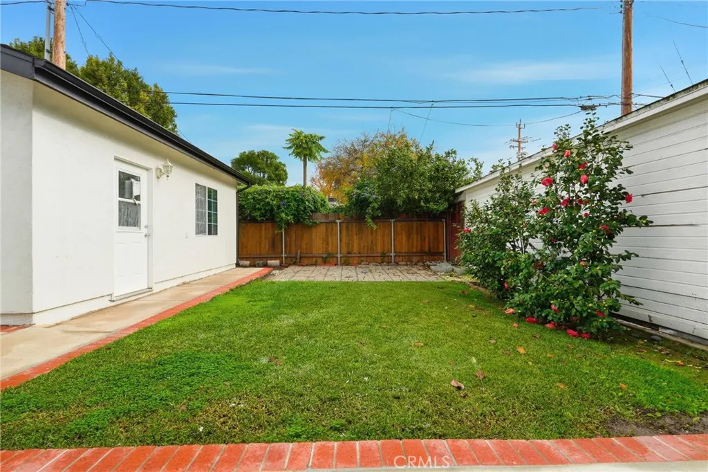 Additional image 23 of 216 N Catalina St, Burbank, CA 91505