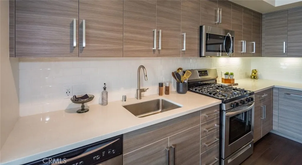 Additional image 83 of 150 Van Ness Avenue Unit 106, San Francisco, CA 94102