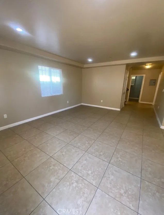 Additional image 18 of 635 E 79th St, Los Angeles, CA 90001