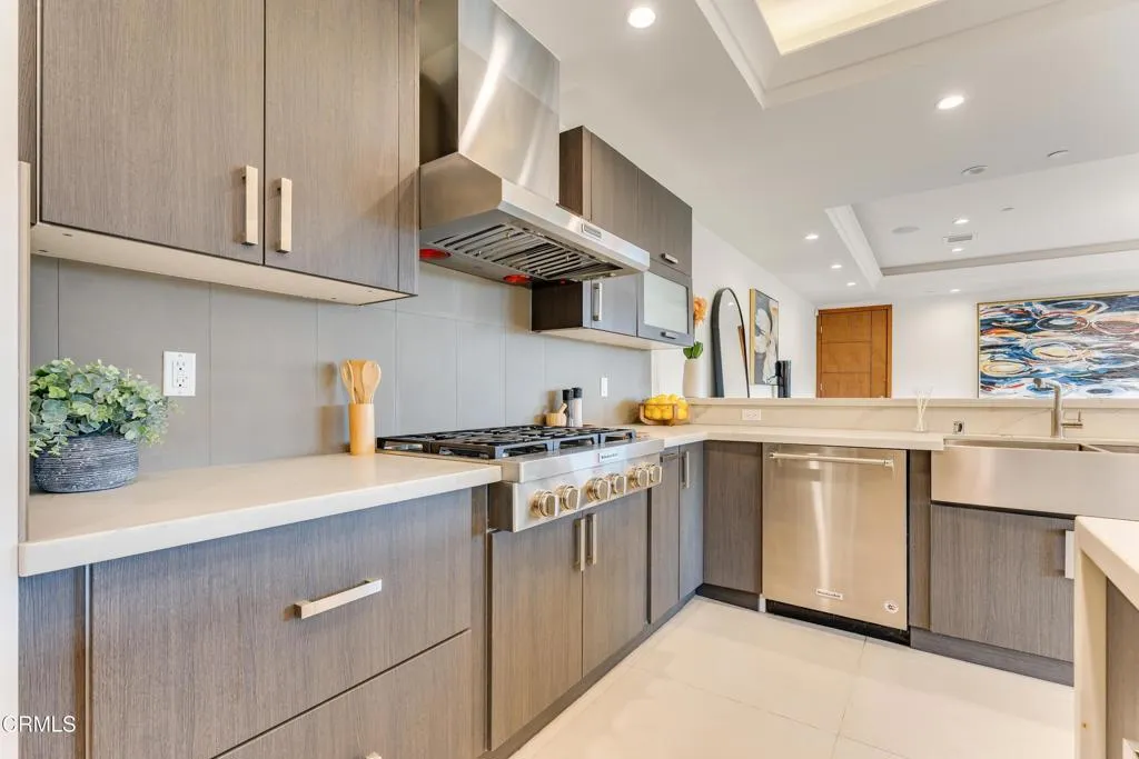 Additional image 72 of 12480 Viewcrest Road, Los Angeles, CA 91604