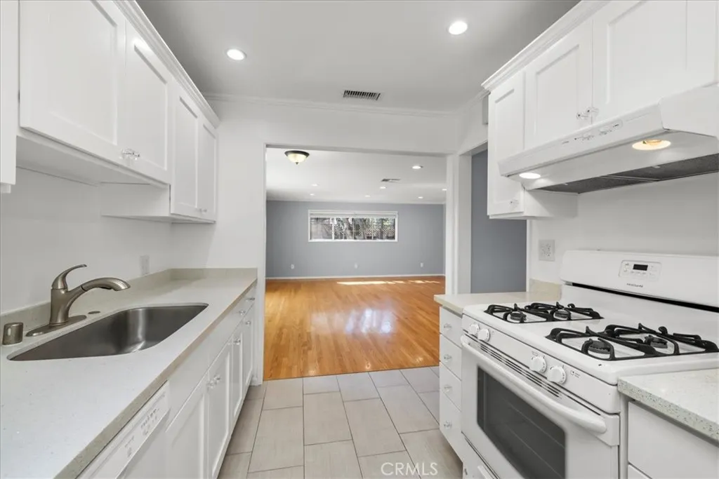 Additional image 6 of 2228 Warfield Avenue, Redondo Beach, CA 90278