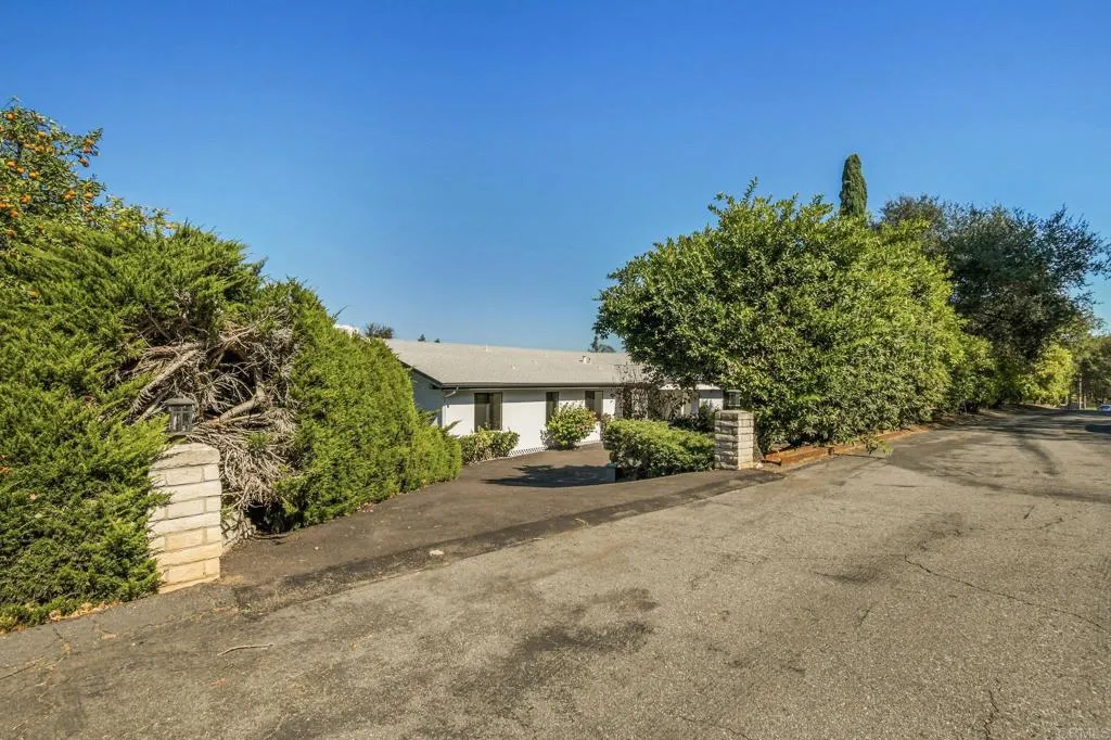 Additional image 140 of 1051 Via Rancho Parkway, Escondido, CA 92029