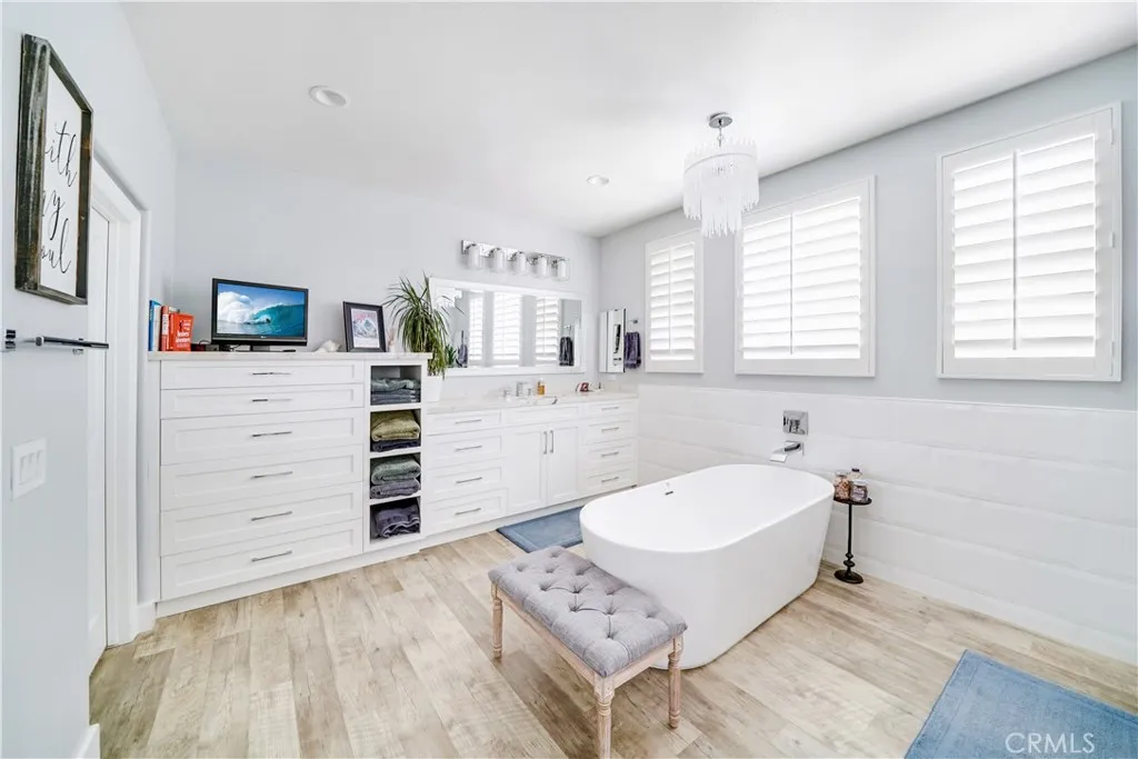 Additional image 55 of 6626 Feather Dr, Huntington Beach, CA 92648