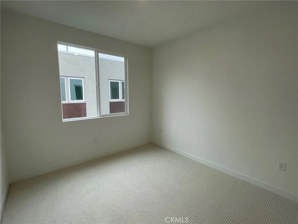 Additional image 14 of 691 S lyon Street, Santa Ana, CA 92705