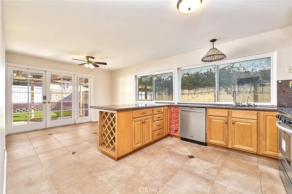 Additional image 17 of 17162 Twain Lane, Huntington Beach, CA 92649