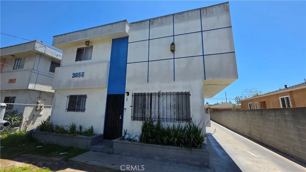 Additional image 2 of 3856 W 113th St Unit 1, Inglewood, CA 90303